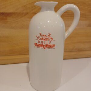 Porcelain "Huile" Jar